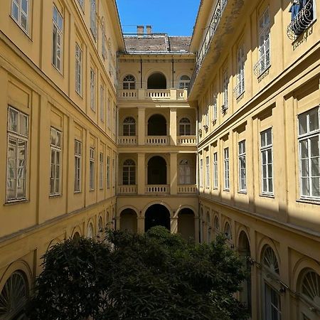 Old Town Apart Apartment Budapest Exterior photo