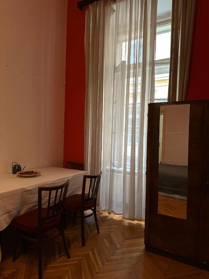 Old Town Apart Apartment Budapest Exterior photo